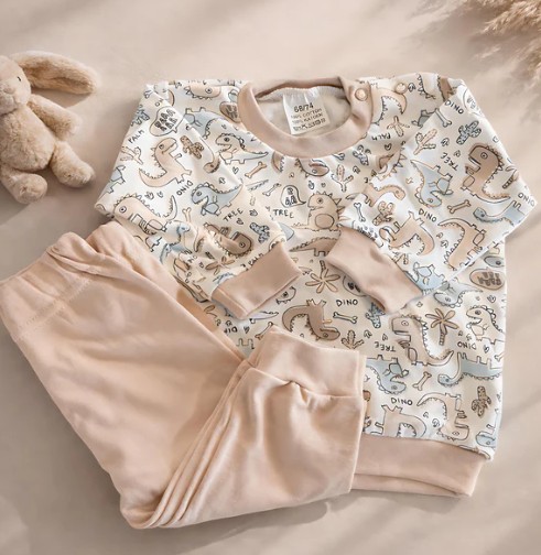 Unisex dino pyjama beige katoen – maat 56 t/m 110 - Afbeelding 2